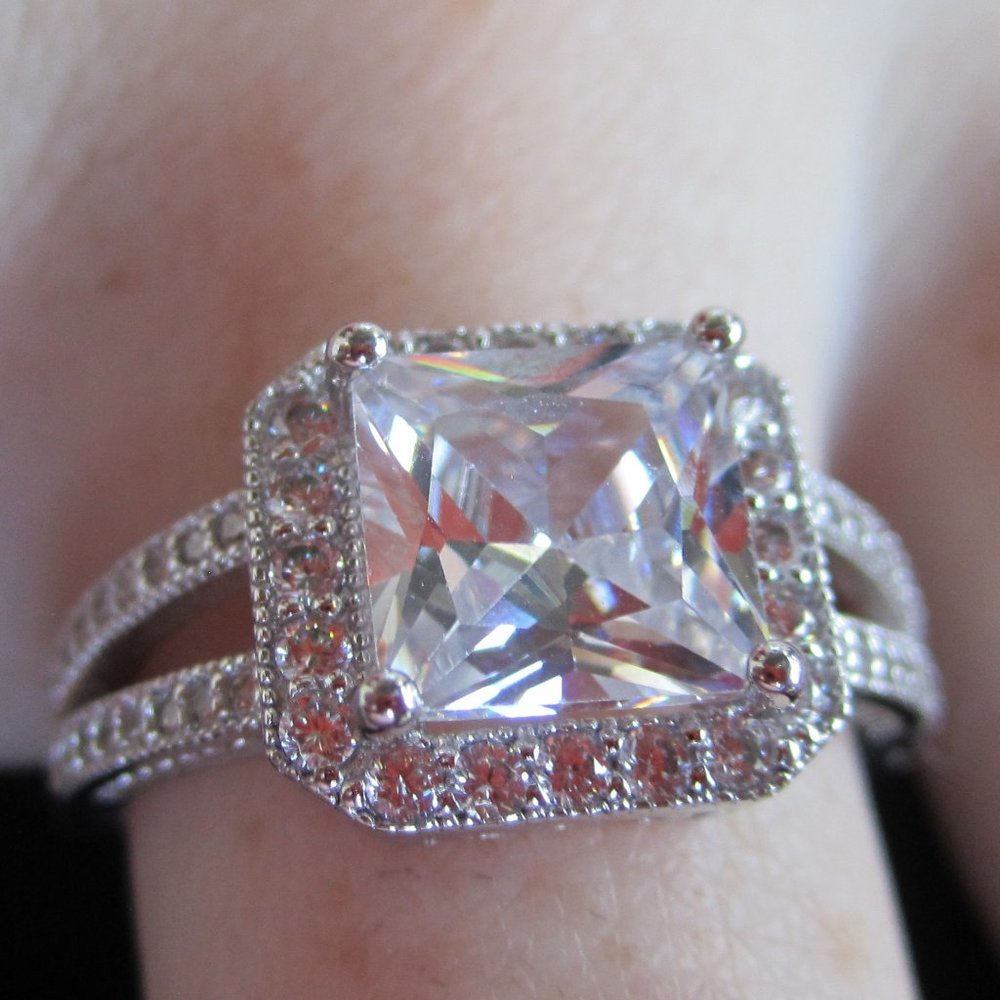 Stunning Charmed Aroma Ring